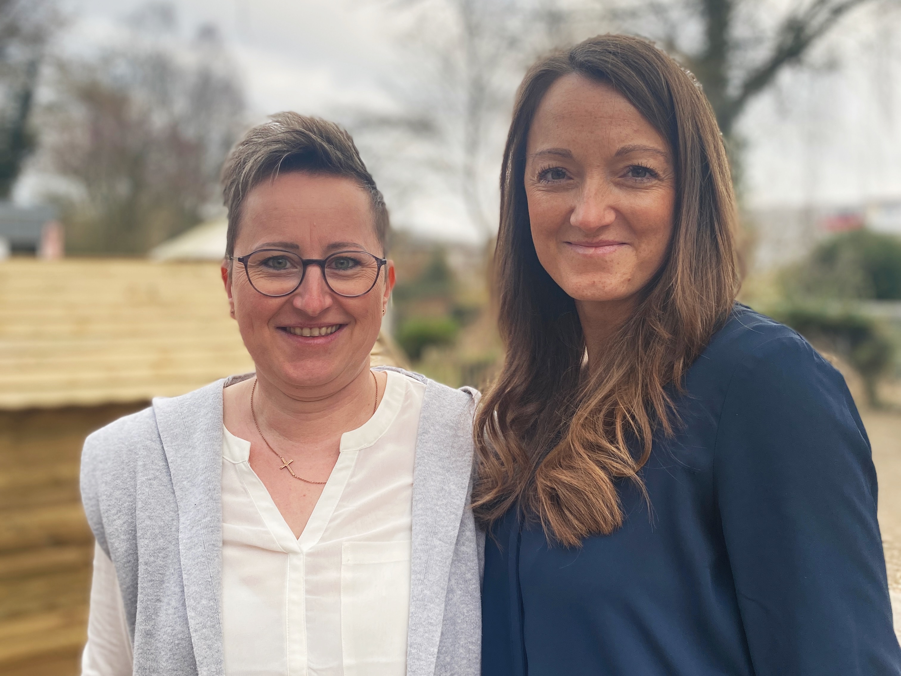 Die beiden Leiterinnen Jenny Grygowski und Christina Ricken